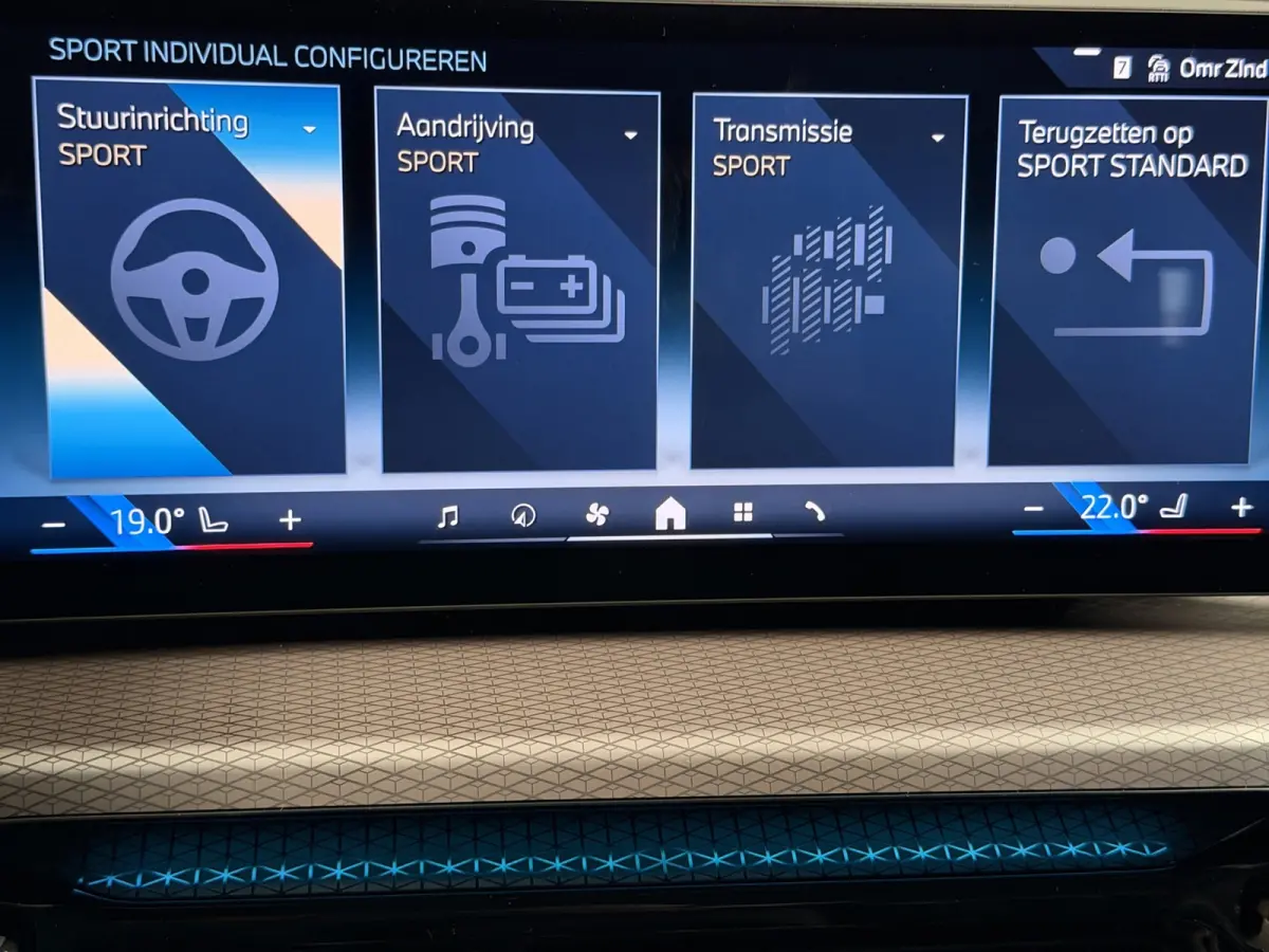 330e xDrive!|M-Sport|24mnd Gar|360|Memory|HUD|Keyless|ACC
