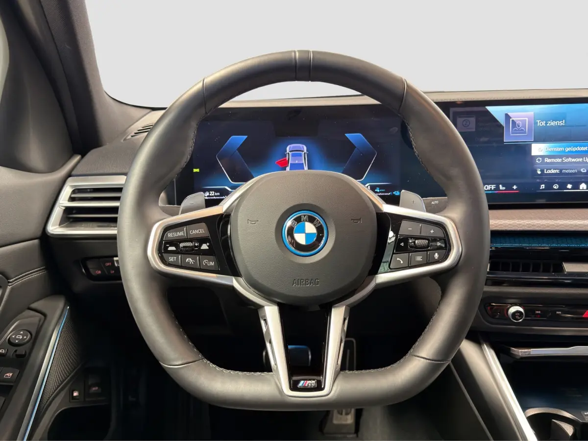 330e xDrive!|M-Sport|24mnd Gar|360|Memory|HUD|Keyless|ACC