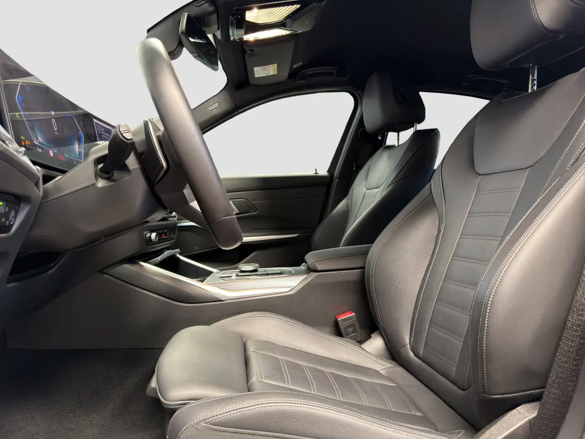 330e xDrive!|M-Sport|24mnd Gar|360|Memory|HUD|Keyless|ACC