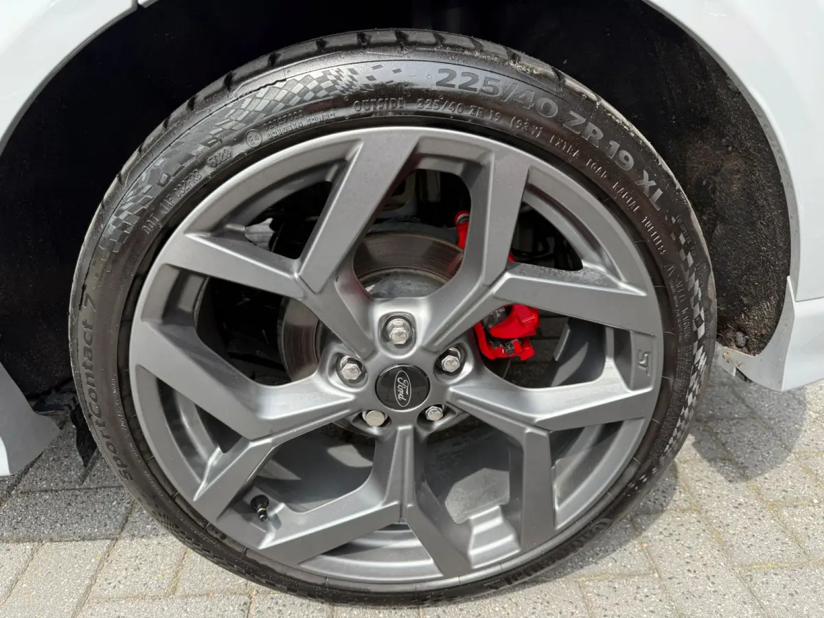 1.0 EcoBoost ST-X | AUTOMAAT | PANO DAK | 3/6/12 MND GARANTIE | NAVI | ACC | PDC | LANE ASSIST |