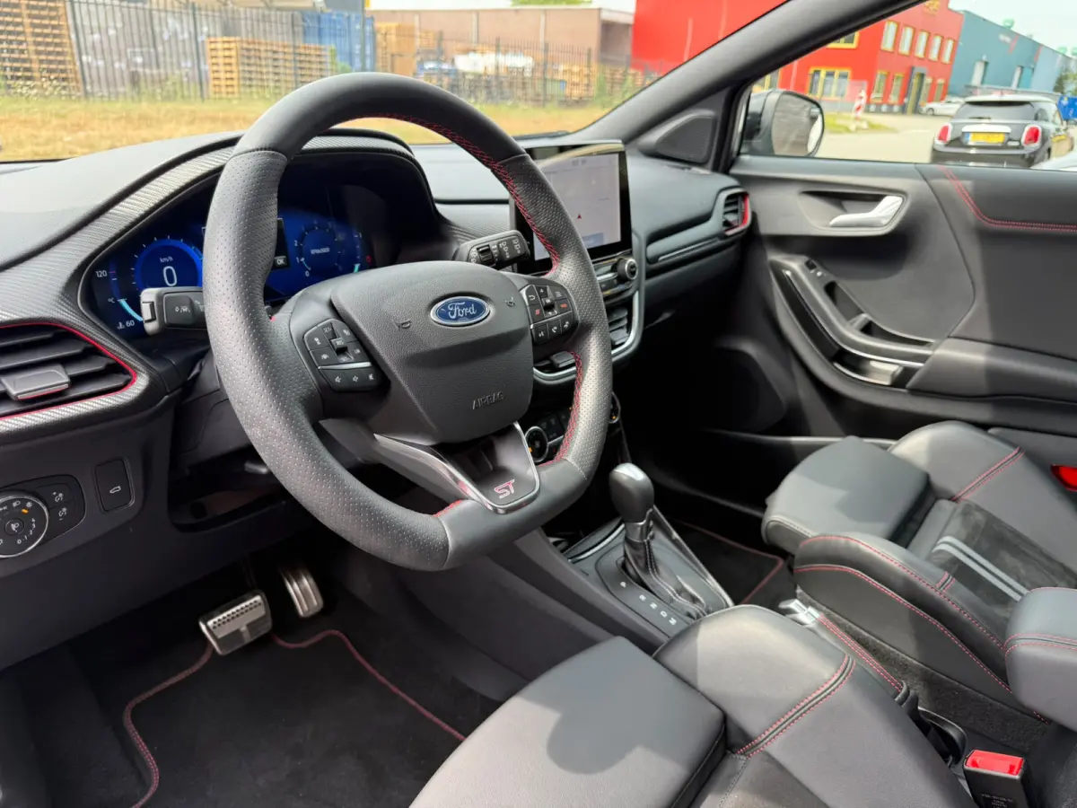 1.0 EcoBoost ST-X | AUTOMAAT | PANO DAK | 3/6/12 MND GARANTIE | NAVI | ACC | PDC | LANE ASSIST |