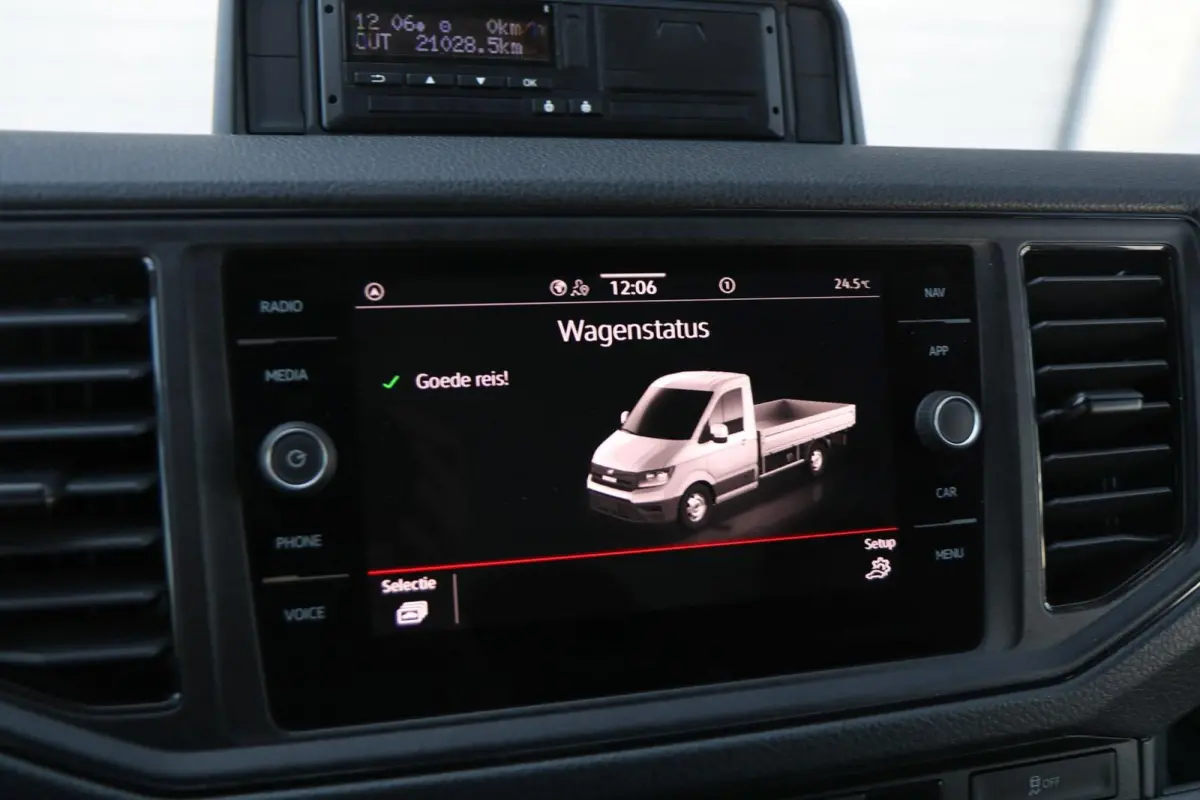 50 2.0 177pk Automaat Lang DL | Karhof | DHollandia Laadklep 1000KG |  Voertuigcategorie N2 | App Connect | Cruise Control | Achteruitrijcamera | Lane Assist