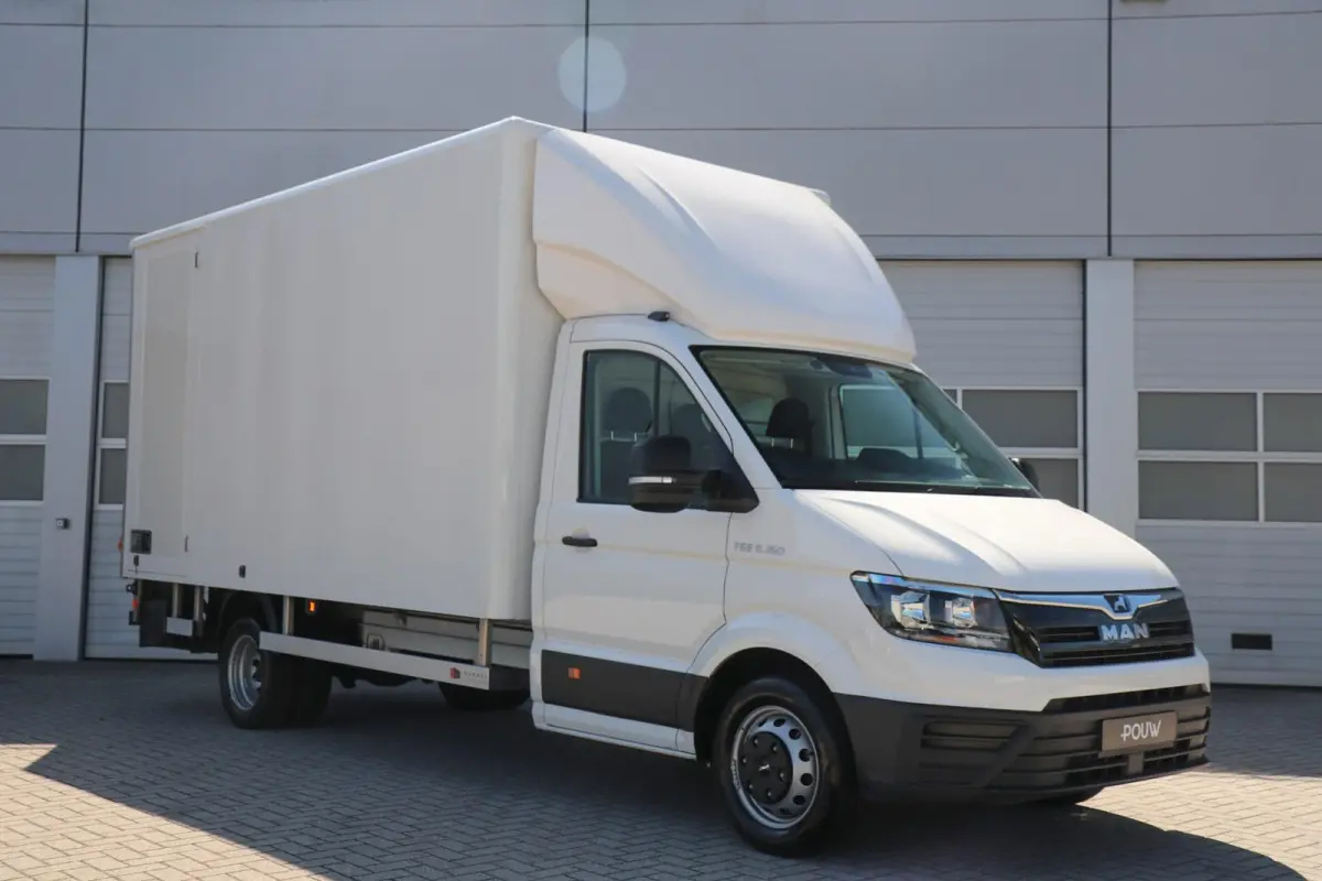50 2.0 177pk Automaat Lang DL | Karhof | DHollandia Laadklep 1000KG |  Voertuigcategorie N2 | App Connect | Cruise Control | Achteruitrijcamera | Lane Assist