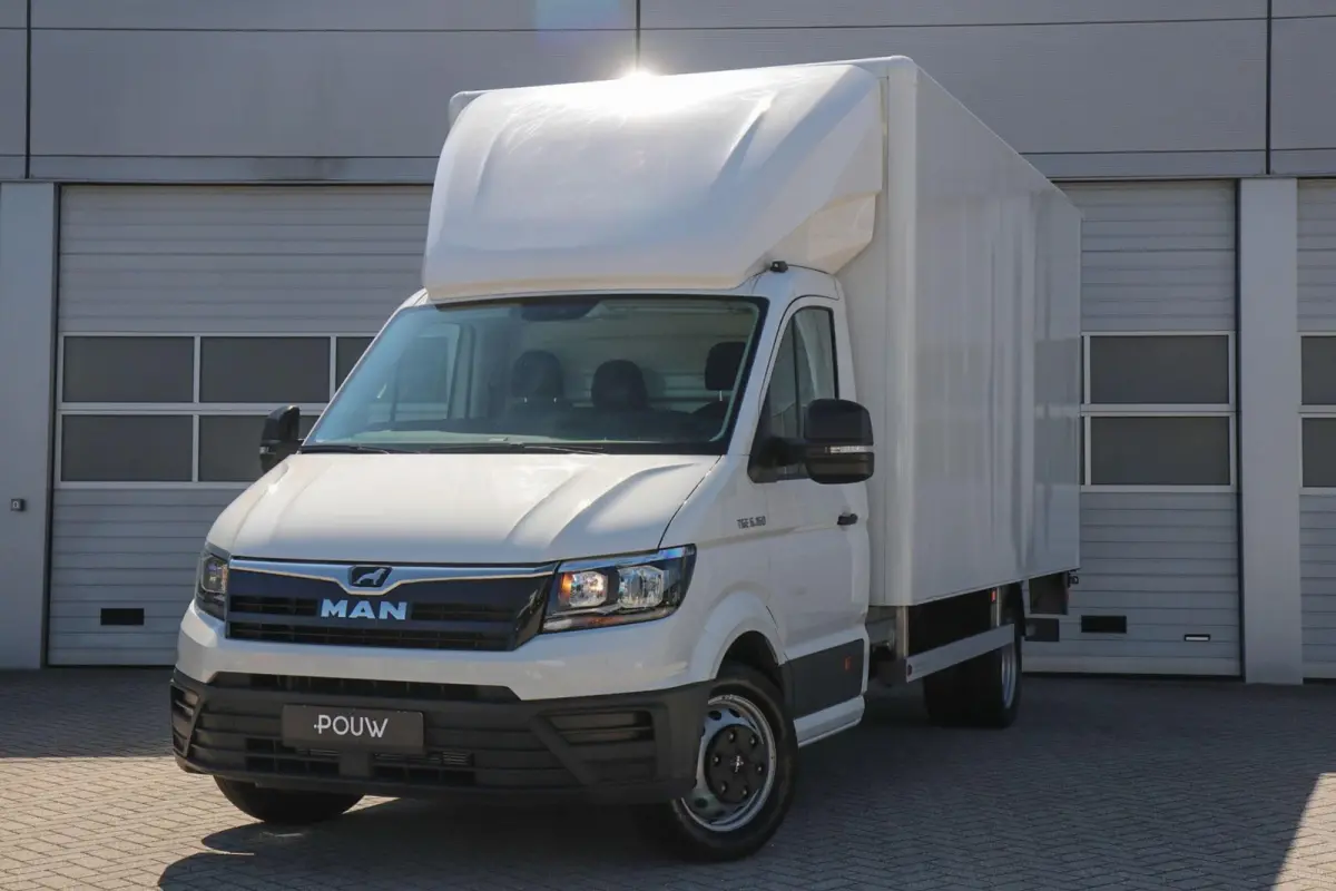 50 2.0 177pk Automaat Lang DL | Karhof | DHollandia Laadklep 1000KG |  Voertuigcategorie N2 | App Connect | Cruise Control | Achteruitrijcamera | Lane Assist