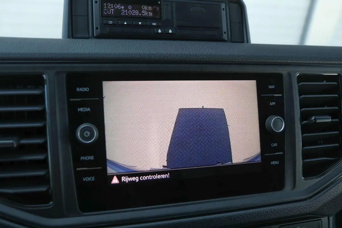 50 2.0 177pk Automaat Lang DL | Karhof | DHollandia Laadklep 1000KG |  Voertuigcategorie N2 | App Connect | Cruise Control | Achteruitrijcamera | Lane Assist