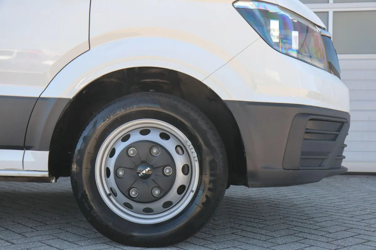 50 2.0 177pk Automaat Lang DL | Karhof | DHollandia Laadklep 1000KG |  Voertuigcategorie N2 | App Connect | Cruise Control | Achteruitrijcamera | Lane Assist