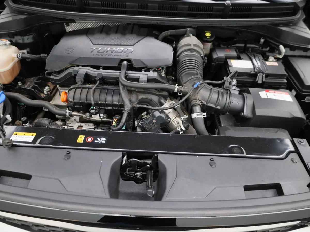 1.0 T-GDi MHEV ComfortLine | AIRCO | LMV |