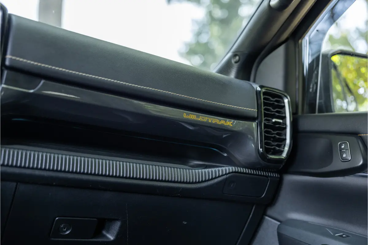 2.0 EcoBlue Wildtrak | Grijs kenteken | ACC | 360 Camera | Bang & Olufsen | Dodehoek detector | Trekhaak | Stoelverwarming | CarPlay | Navigatie | Nieuwe APK | BPM Vrij