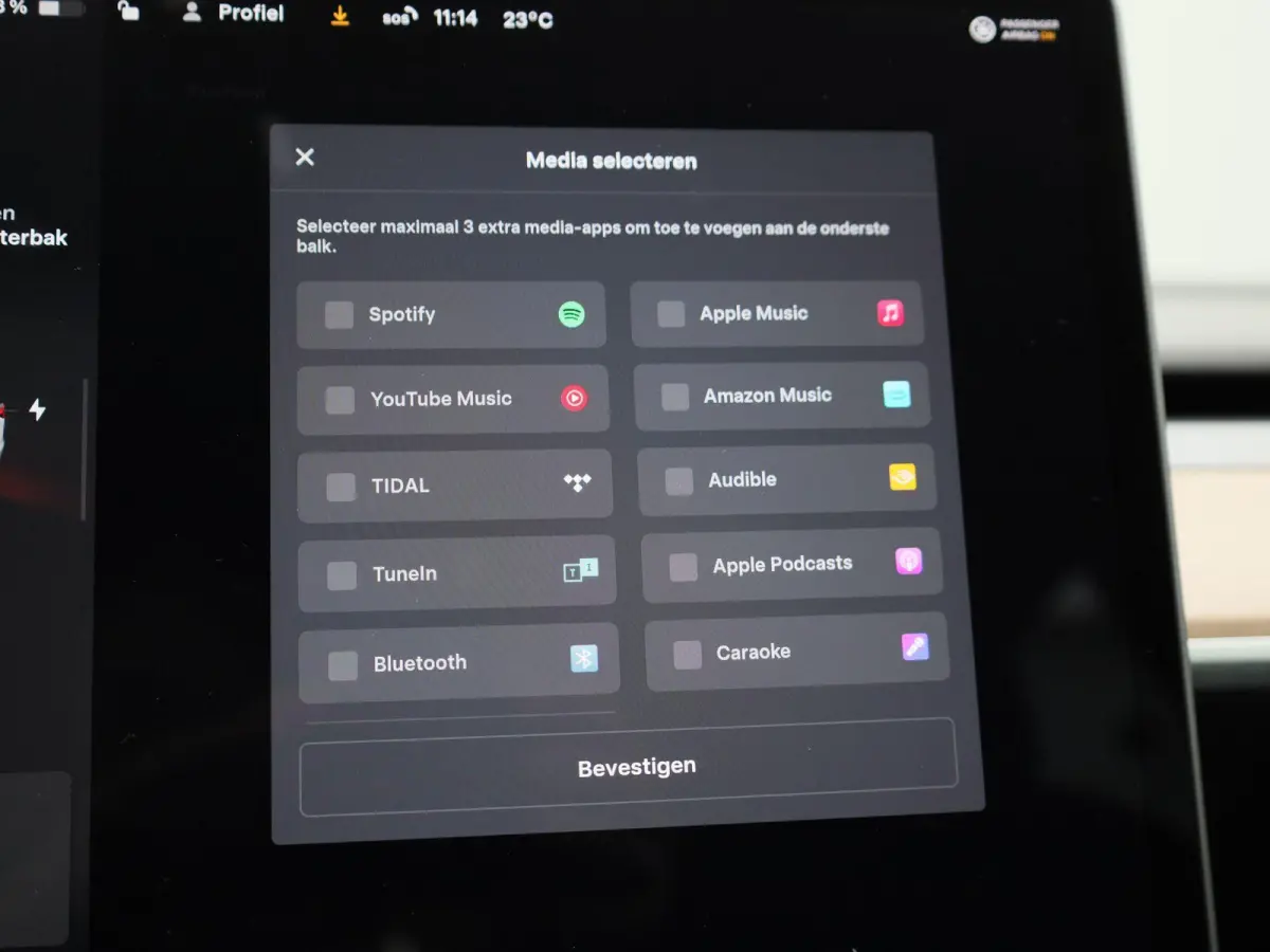 Long Range DUAL MOTOR AWD 75 kWh | ELEK.STOEL | STOEL-STUUR-VOORRUIT VERWARMING | LEDER | CAMERA | APPLE CARPLAY / ANDROID AUTO | ELEK.KOFFERBAK |