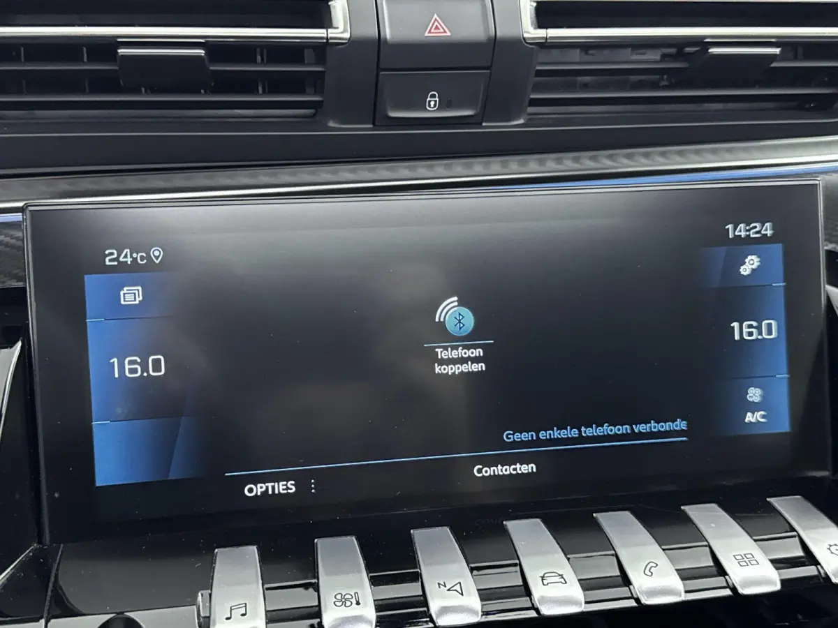 130 pk Automaat GT | Schuif/Kantel Dak | Carplay | Camera | Dodehoek Bewaking | Cruis Control Adaptieve | Voor Stoelen Verwarmd