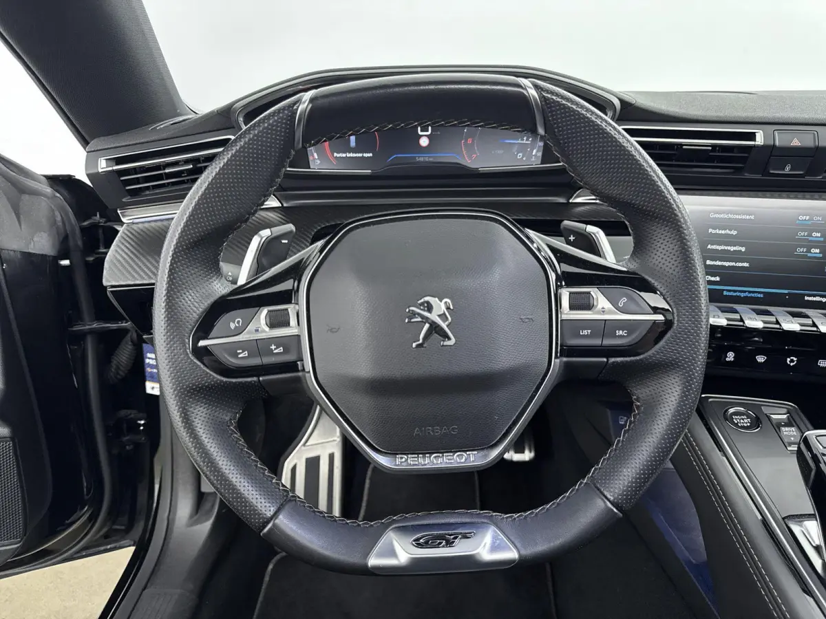 130 pk Automaat GT | Schuif/Kantel Dak | Carplay | Camera | Dodehoek Bewaking | Cruis Control Adaptieve | Voor Stoelen Verwarmd