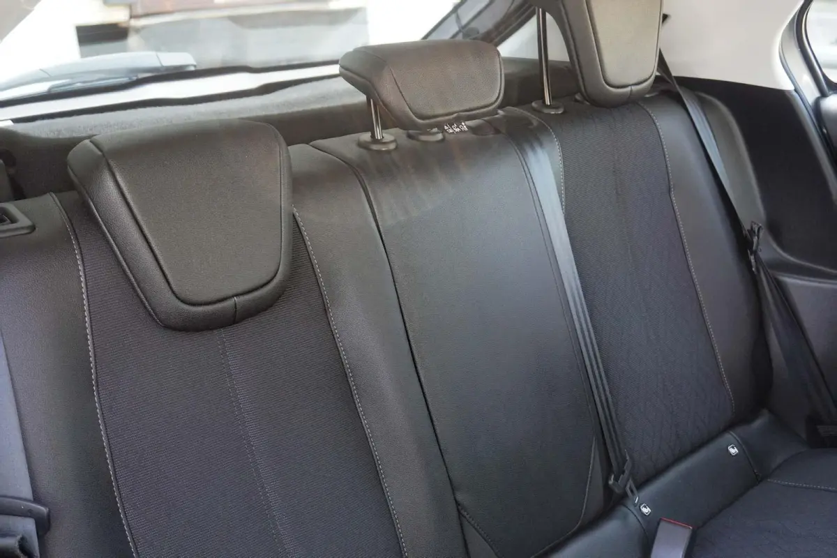 1.2 102pk GS Line | Cruise Control | Climate Control | Camera | Digitaal Dash