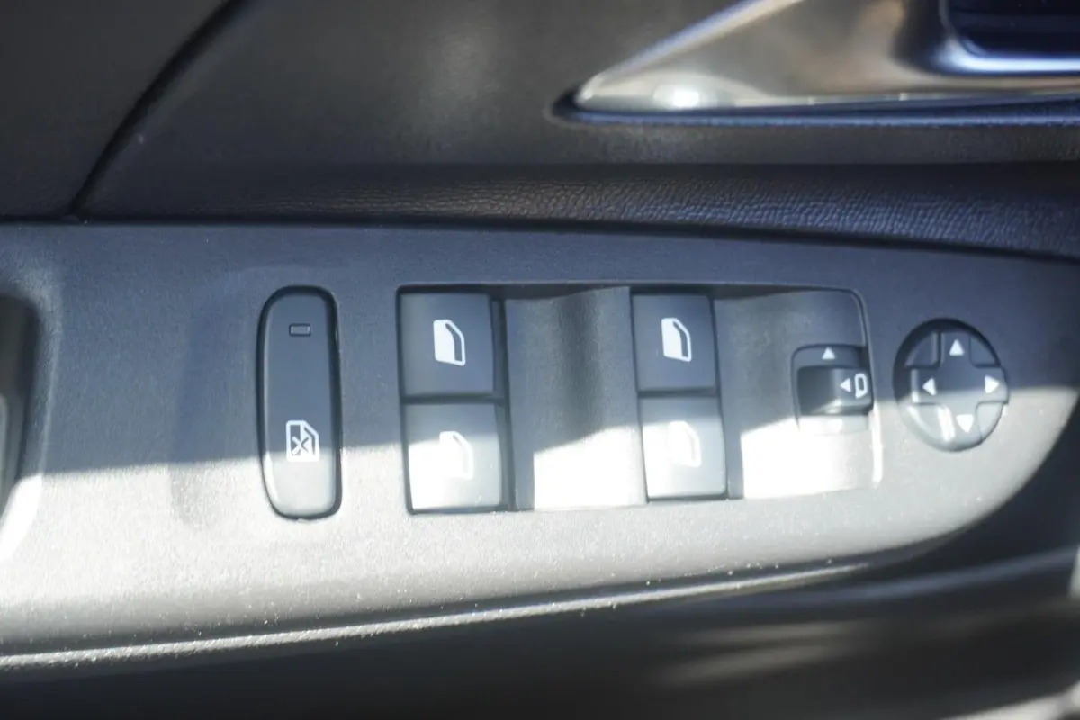 1.2 102pk GS Line | Cruise Control | Climate Control | Camera | Digitaal Dash