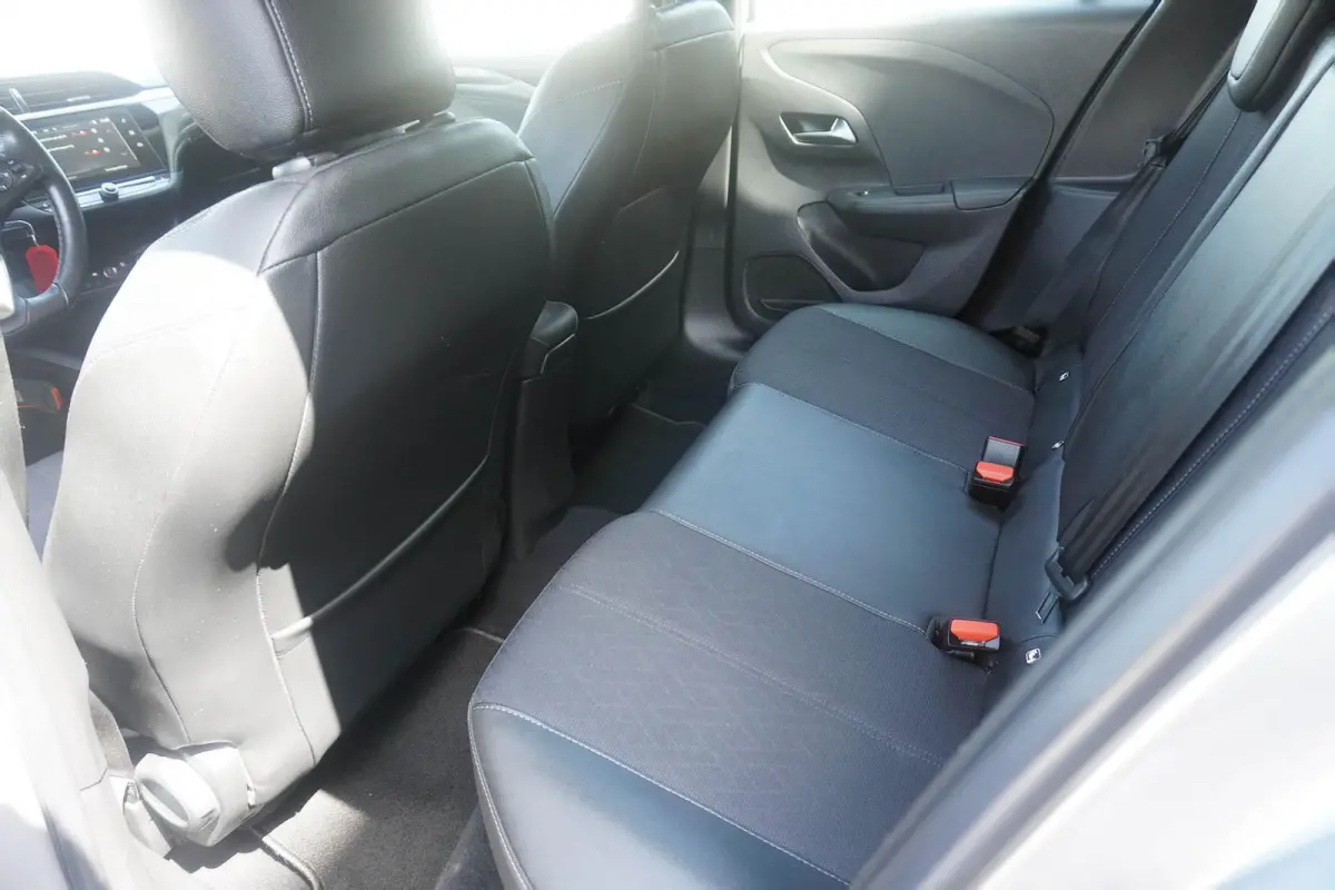 1.2 102pk GS Line | Cruise Control | Climate Control | Camera | Digitaal Dash