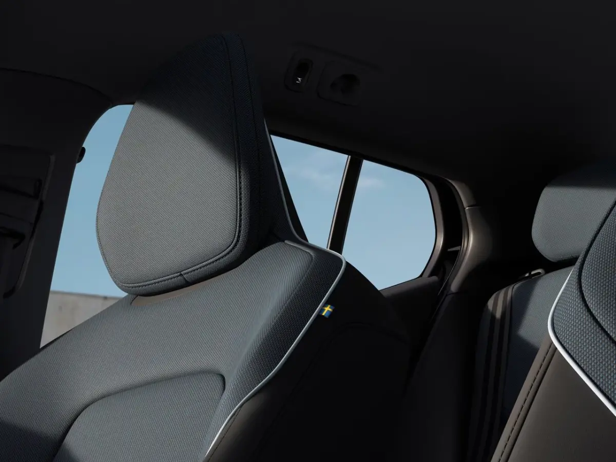 P5 Long Range Plus Black Edition Europa 69 kWh | Achteruitrijcamera | Alarmsysteem | Apple Carplay/Android Auto|telefoonintegratie premium