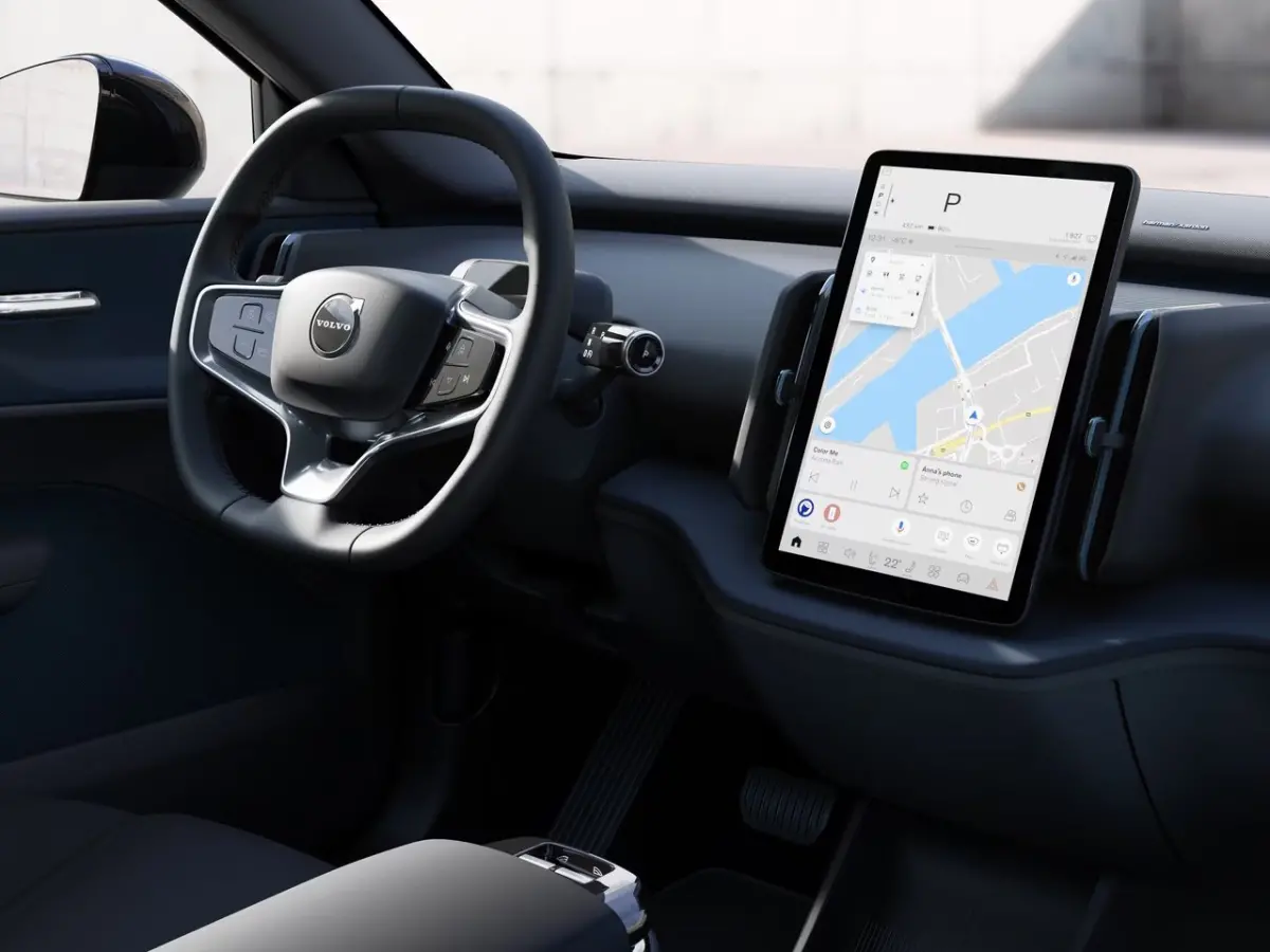 P5 Long Range Plus Black Edition Europa 69 kWh | Achteruitrijcamera | Alarmsysteem | Apple Carplay/Android Auto|telefoonintegratie premium