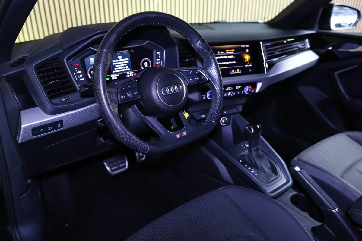 30 TFSI Advanced S LINE epic AUTOM AAT CARPLAY VIRTUAL CRUISE "19