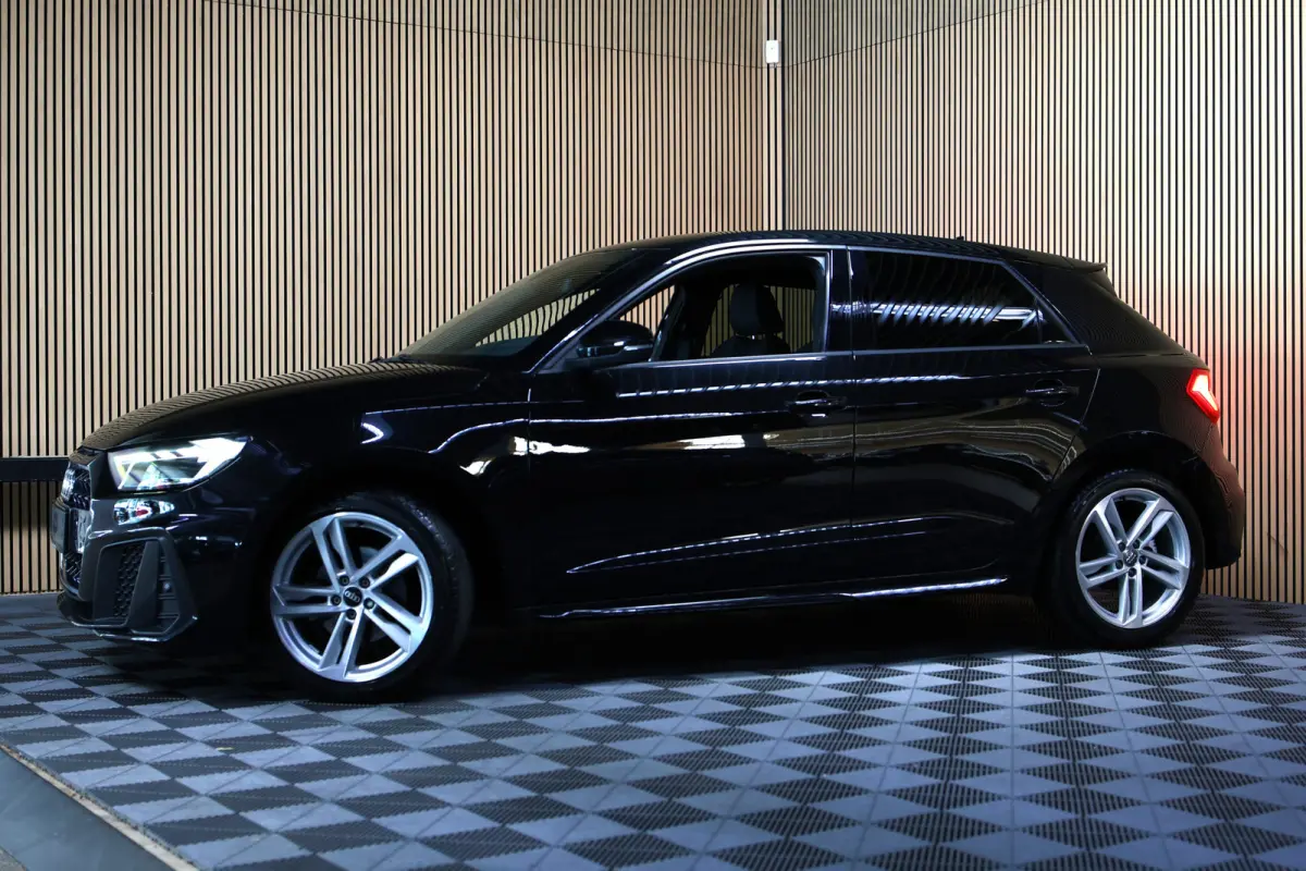 30 TFSI Advanced S LINE epic AUTOM AAT CARPLAY VIRTUAL CRUISE "19