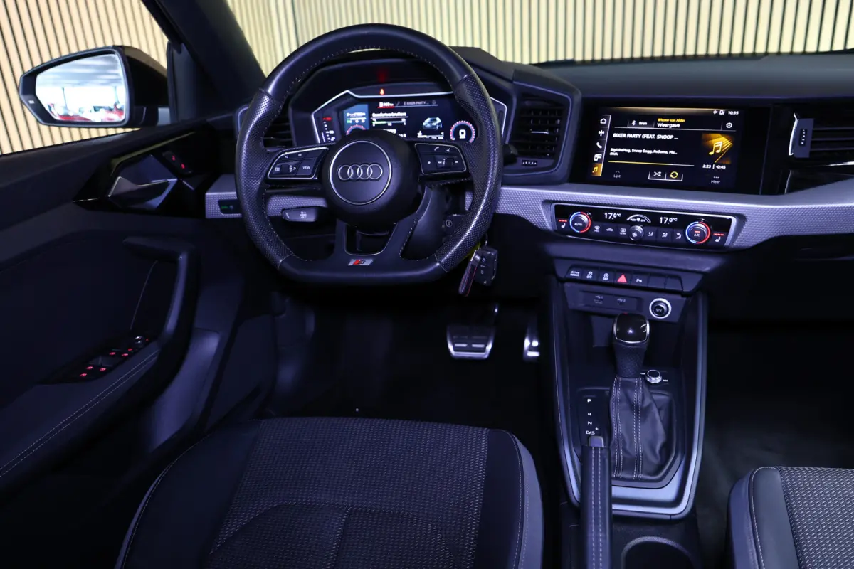 30 TFSI Advanced S LINE epic AUTOM AAT CARPLAY VIRTUAL CRUISE "19