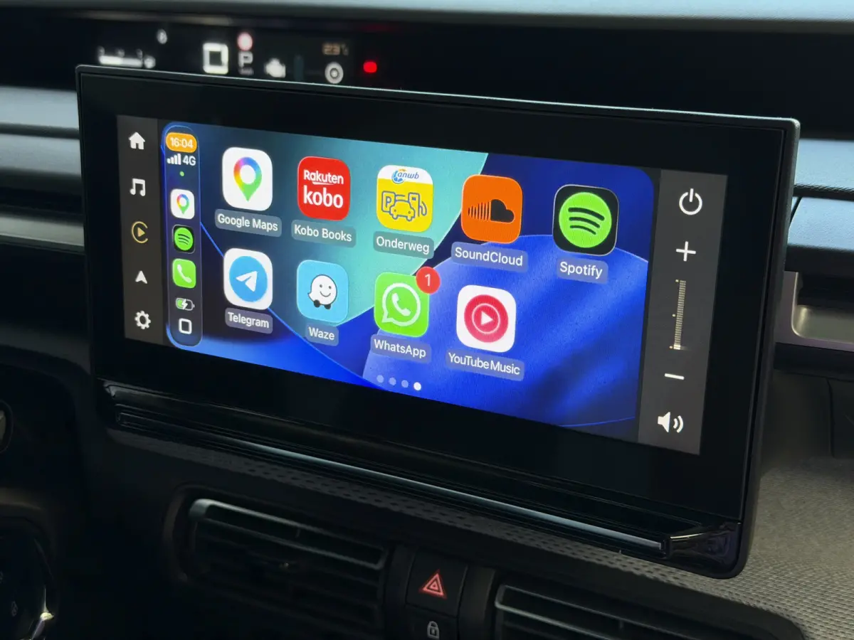 Hybrid 145pk e-DCS6 MAX | Nieuwste model | Navi | Camera | CarPlay/Android Auto | Fabrieksgarantie ✅