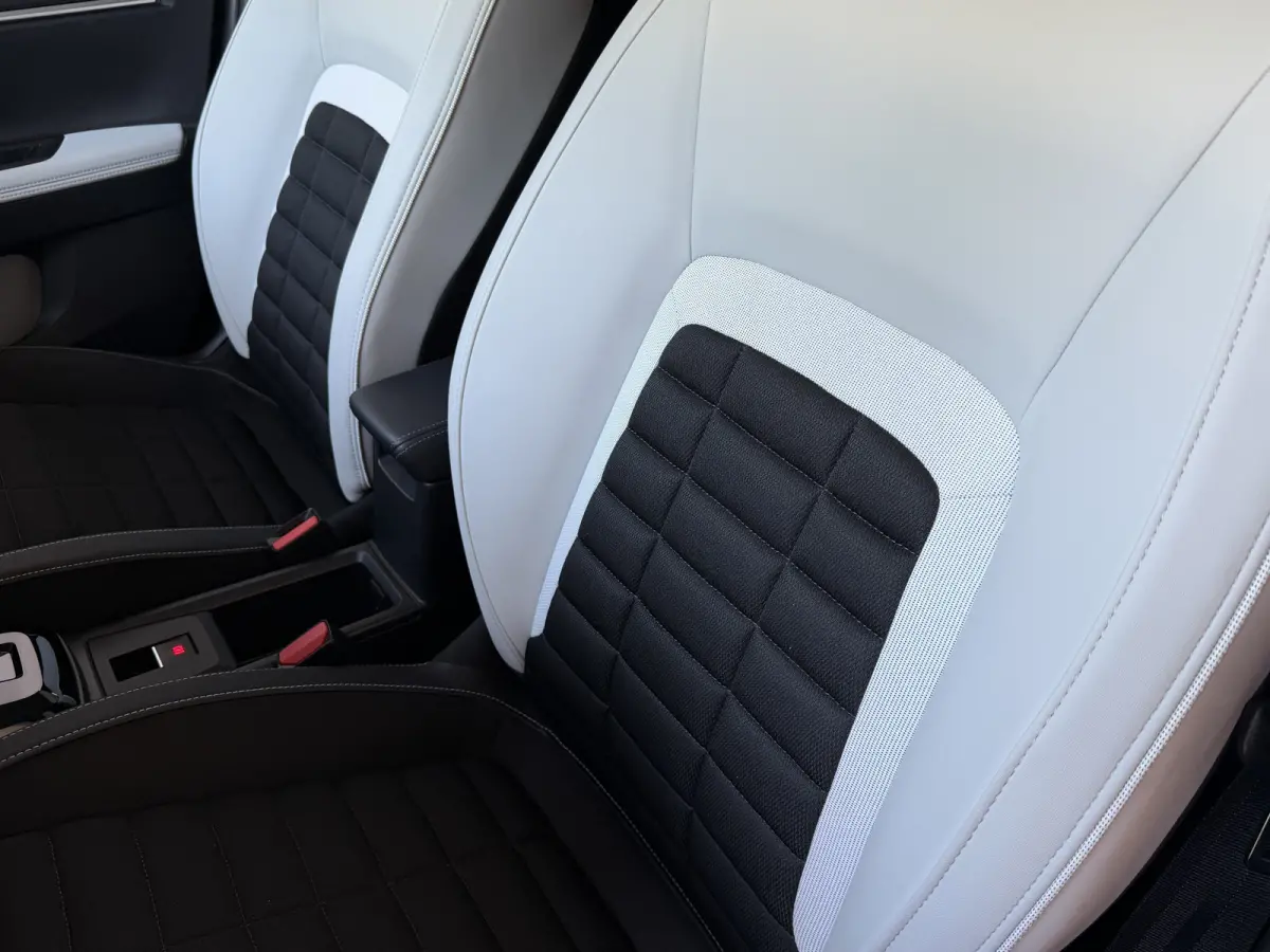 Hybrid 145pk e-DCS6 MAX | Nieuwste model | Navi | Camera | CarPlay/Android Auto | Fabrieksgarantie ✅