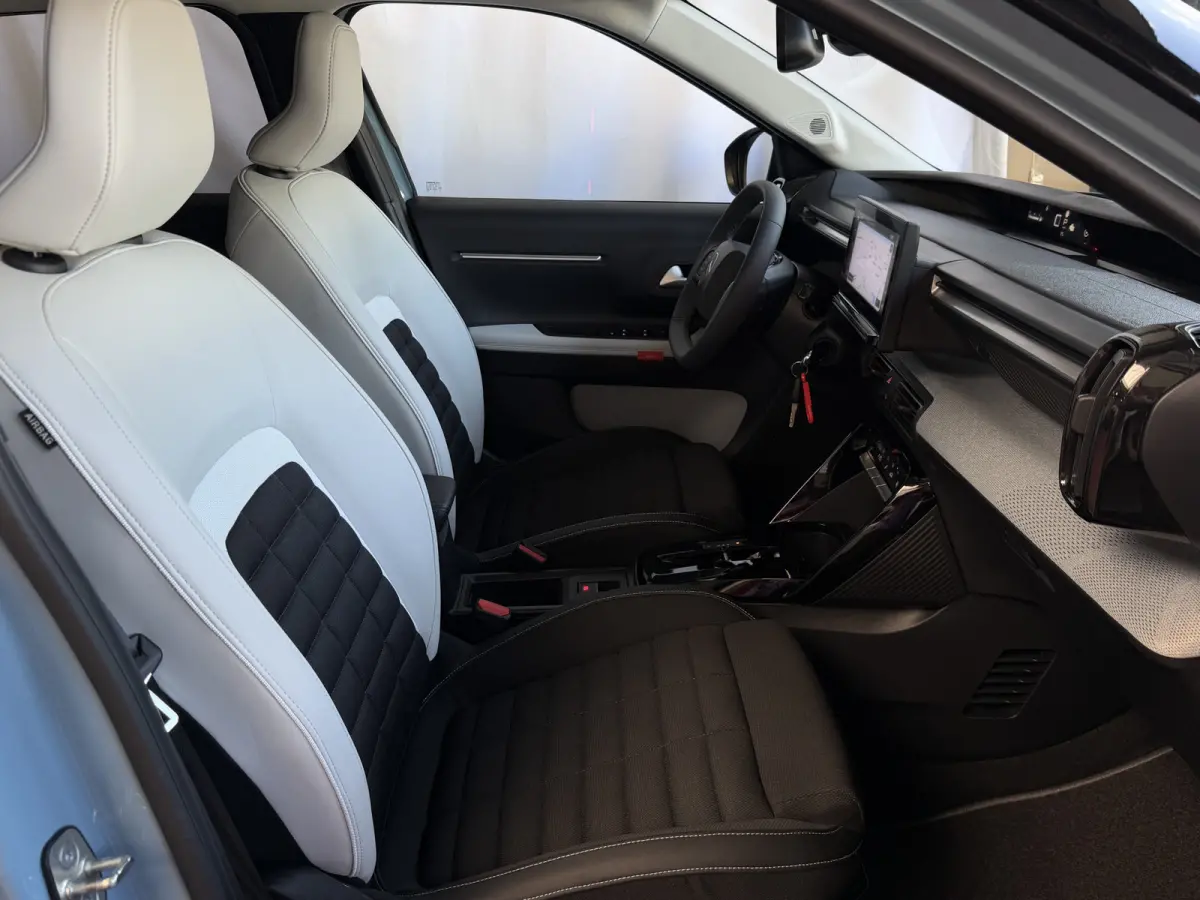 Hybrid 145pk e-DCS6 MAX | Nieuwste model | Navi | Camera | CarPlay/Android Auto | Fabrieksgarantie ✅