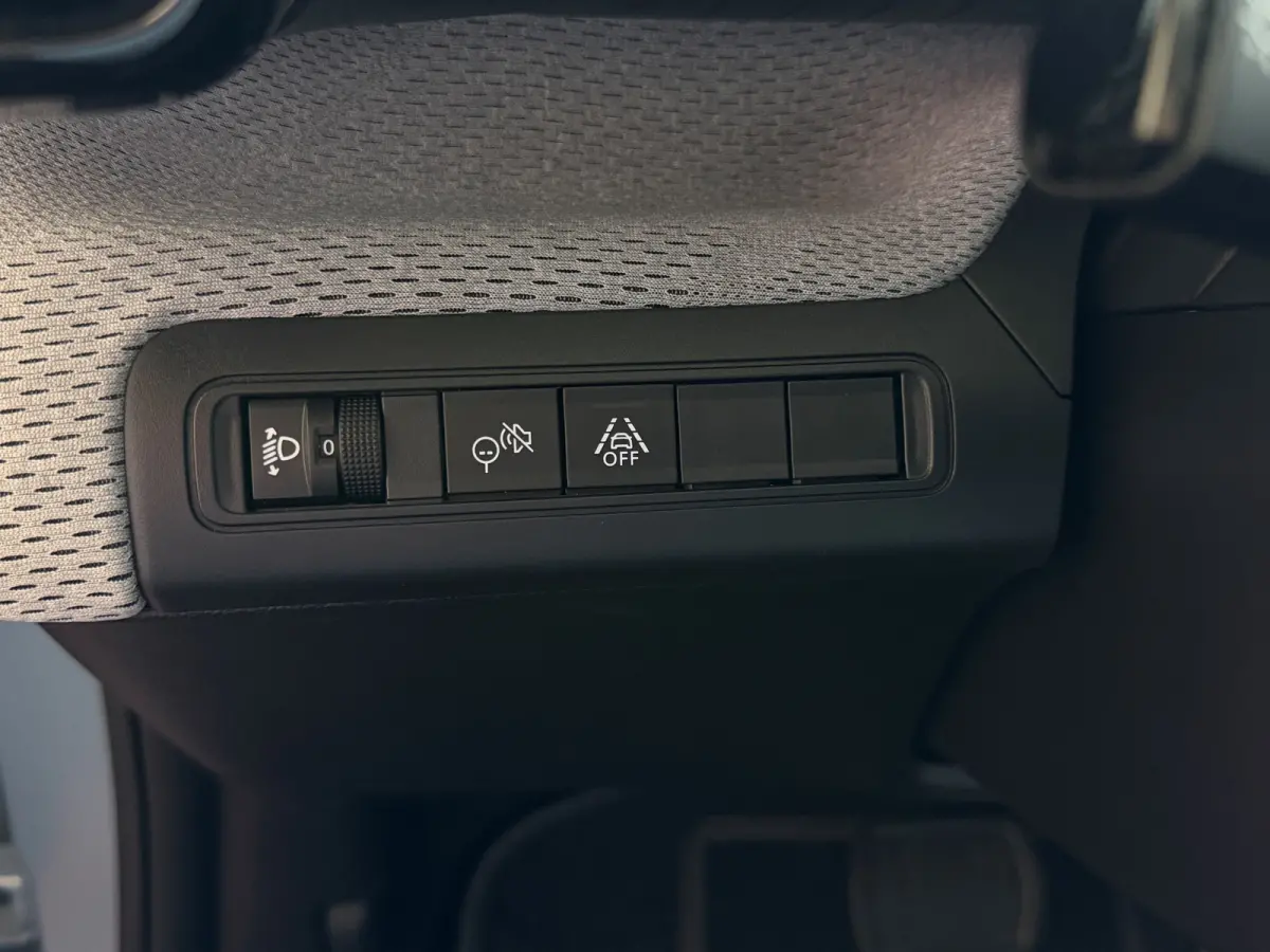 Hybrid 145pk e-DCS6 MAX | Nieuwste model | Navi | Camera | CarPlay/Android Auto | Fabrieksgarantie ✅