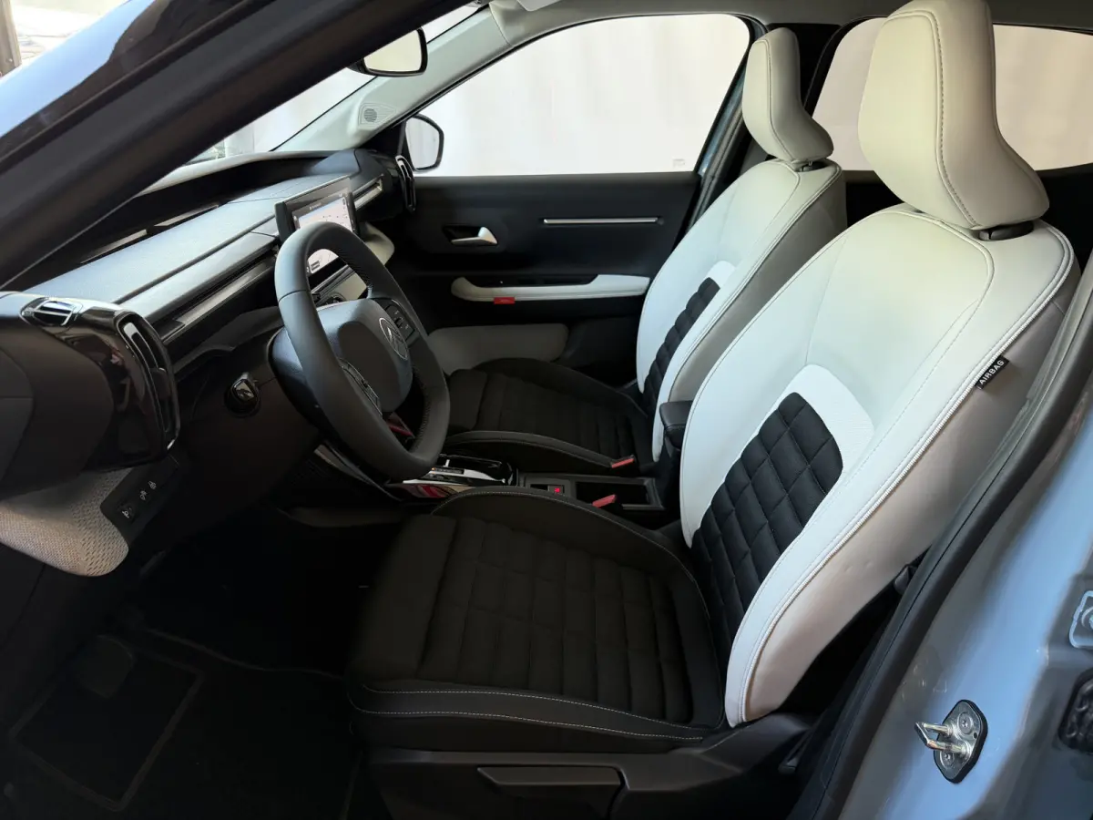 Hybrid 145pk e-DCS6 MAX | Nieuwste model | Navi | Camera | CarPlay/Android Auto | Fabrieksgarantie ✅