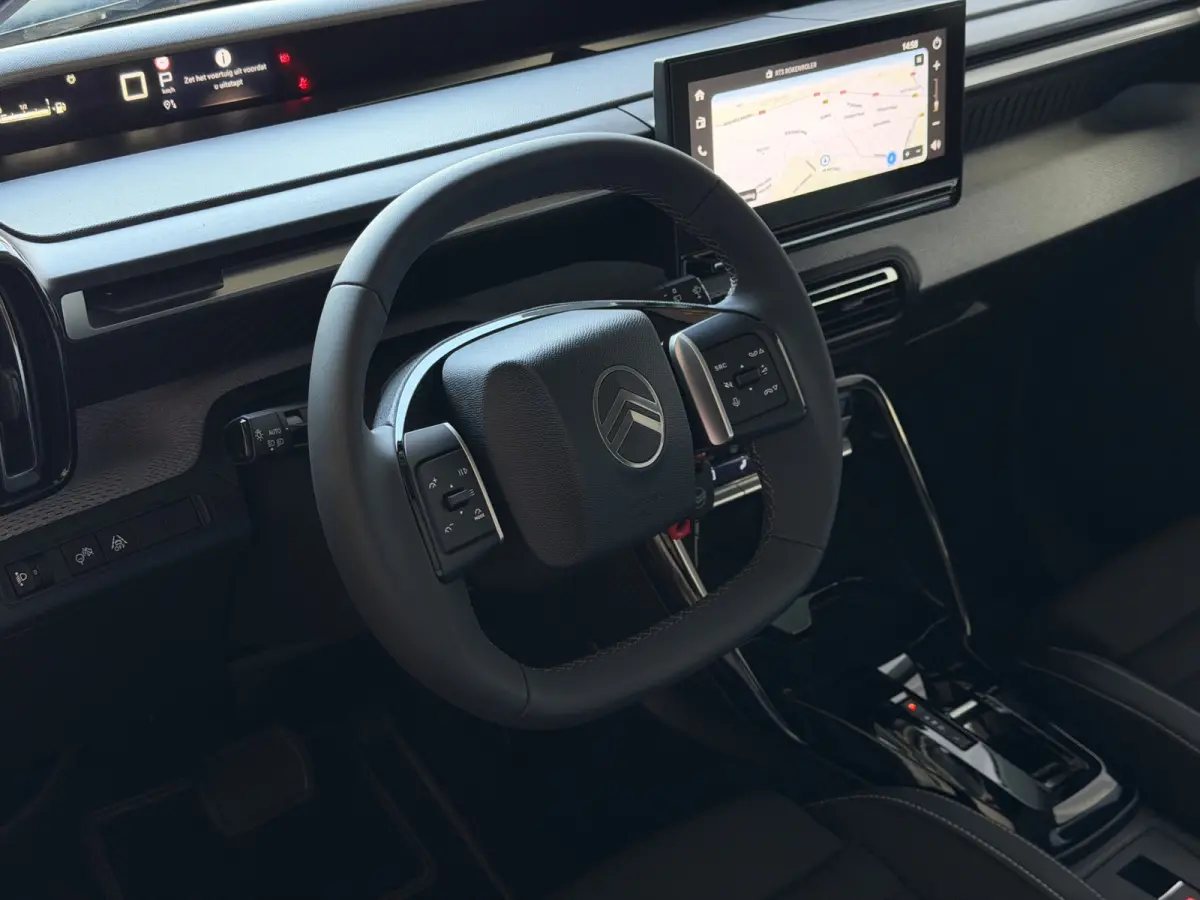 Hybrid 145pk e-DCS6 MAX | Nieuwste model | Navi | Camera | CarPlay/Android Auto | Fabrieksgarantie ✅