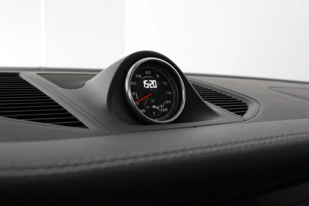 2.9 GTS > Pano.schuif/Sport-chrono/Luchtvering/21inch