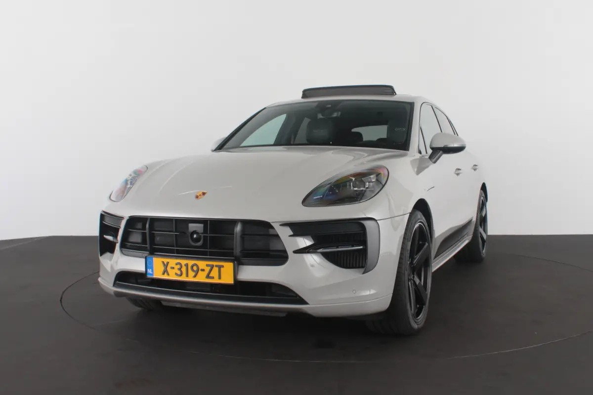 2.9 GTS > Pano.schuif/Sport-chrono/Luchtvering/21inch