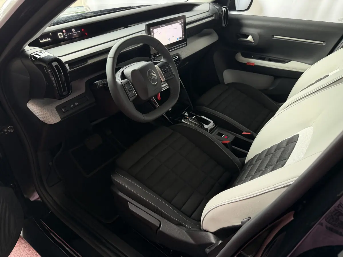 145pk Hybride MAX | Black | Navi | Camera | CarPlay/Android Auto | NWST