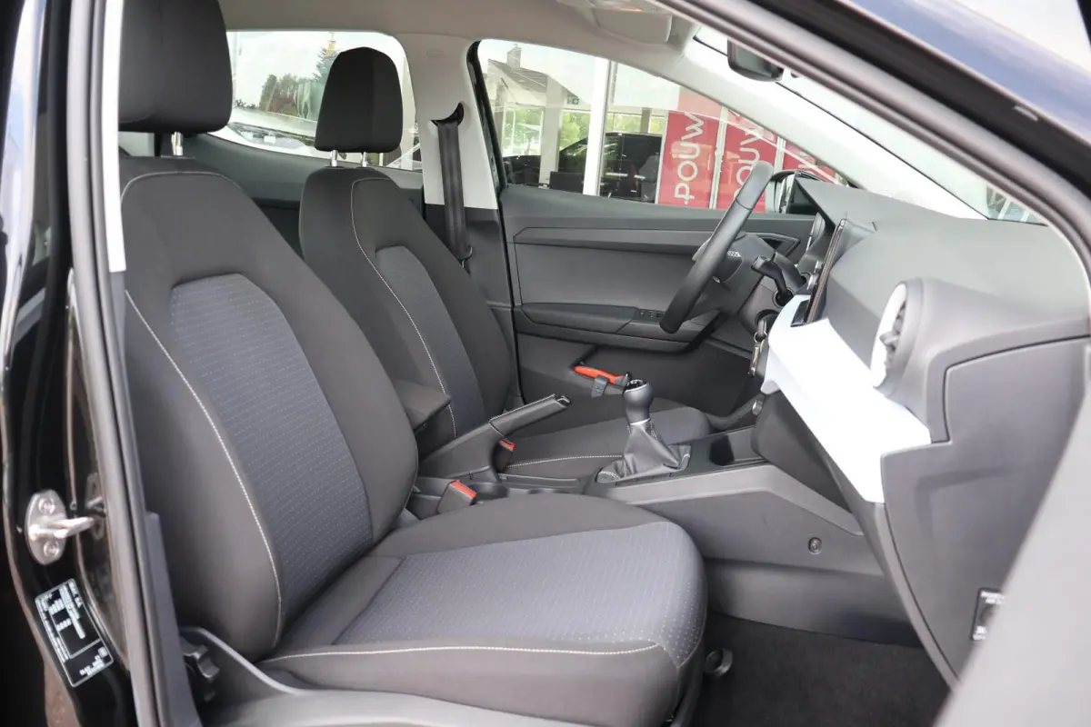 1.0 EcoTSI 95pk Style | Climate Control | DAB Radio | Apple Carplay | PDC