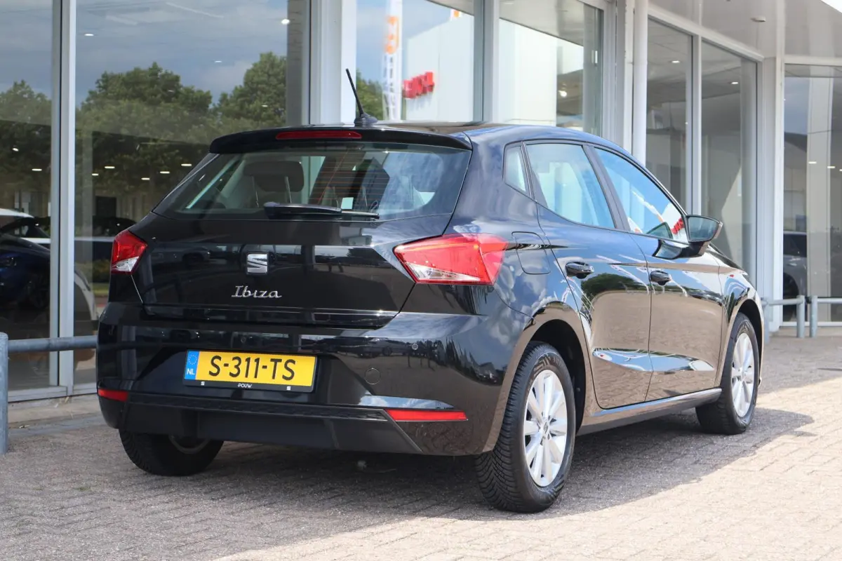 1.0 EcoTSI 95pk Style | Climate Control | DAB Radio | Apple Carplay | PDC