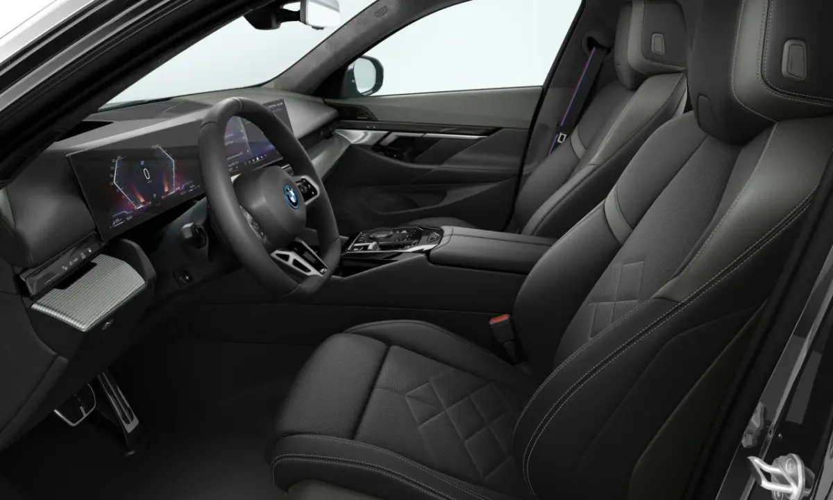 530e M Sport Pro Edition Comfort Pack | Innovation Pack | Travel Pack