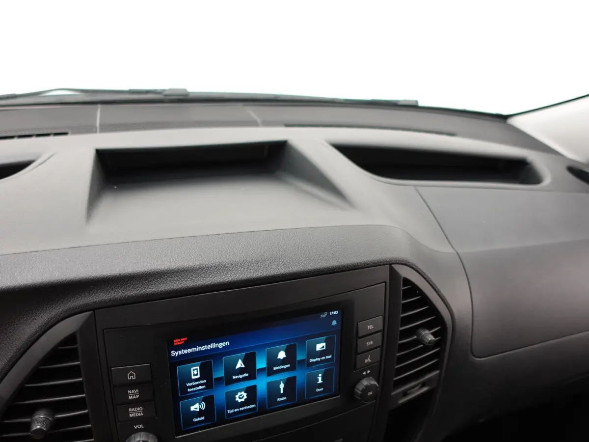 Lang 66 kWh Automaat Airco Cruise Leder Camera Navigatie