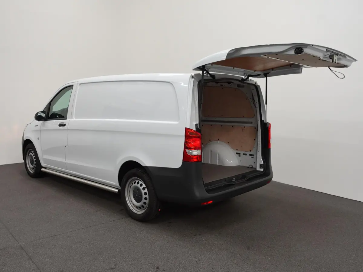 Lang 66 kWh Automaat Airco Cruise Leder Camera Navigatie