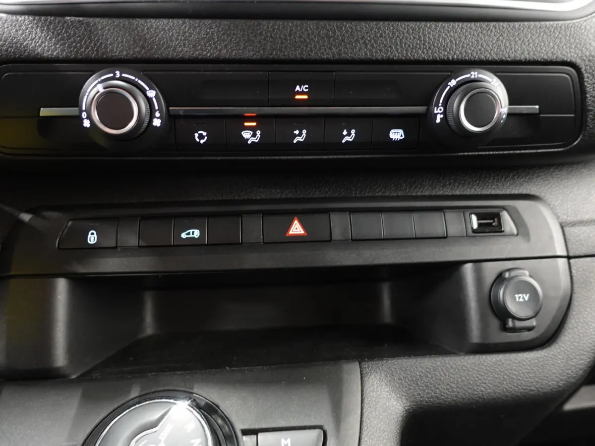 2.0 BlueHDI 145PK Automaat Airco Bluetooth Cruise Control Trekhaak Navigatie Carplay