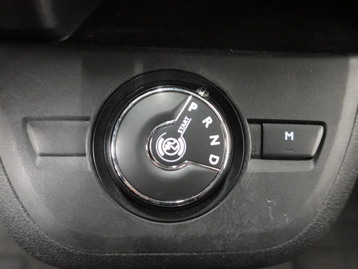 2.0 BlueHDI 145PK Automaat Airco Bluetooth Cruise Control Trekhaak Navigatie Carplay