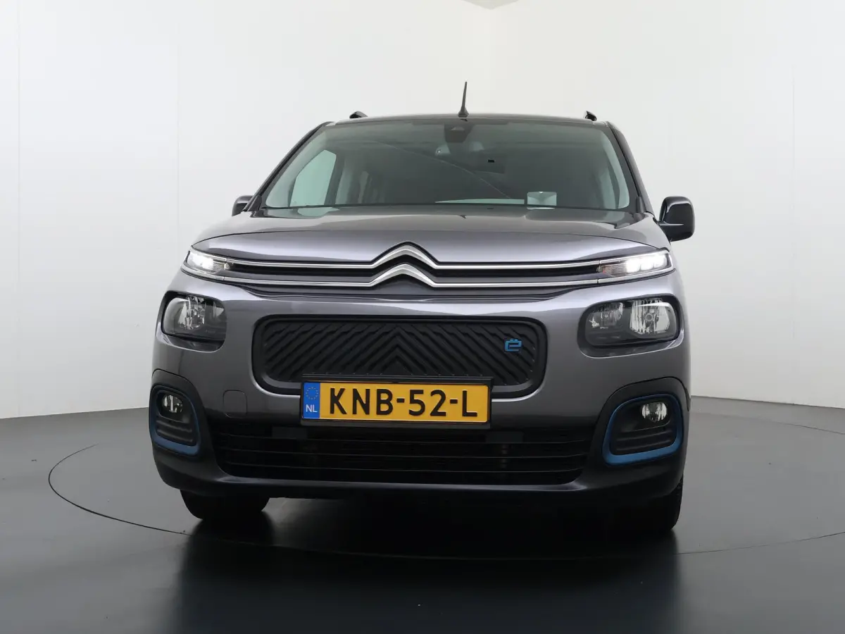 Shine 50 kWh 136pk Automaat | Accu 90% | Navigatie | Camera achter | Keyless start | Automatische airco | Head-up display | Cruise control | Apple Carplay en Android auto
