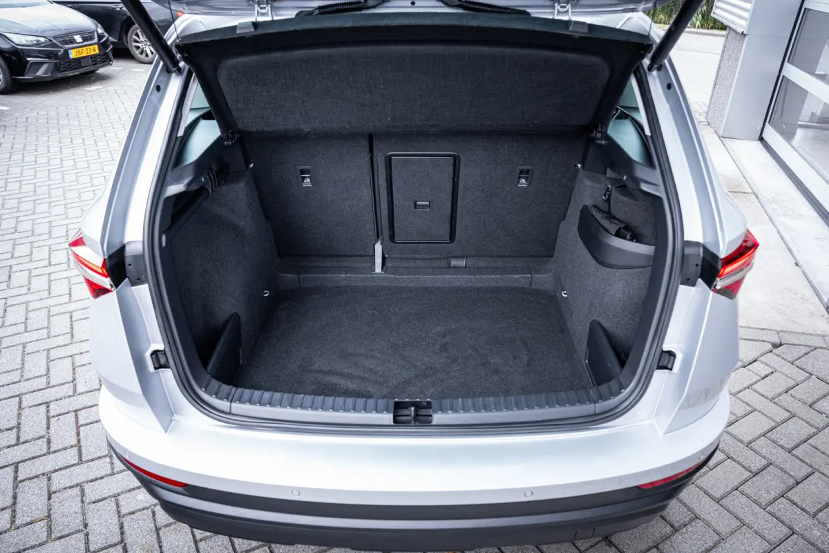 1.0 TSI Business Edition | Achteruitrijcamera | Apple Carplay/Android Auto|telefoonintegratie premium | Extra getint glas
