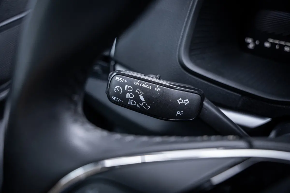 1.0 TSI Business Edition | Achteruitrijcamera | Apple Carplay/Android Auto|telefoonintegratie premium | Extra getint glas