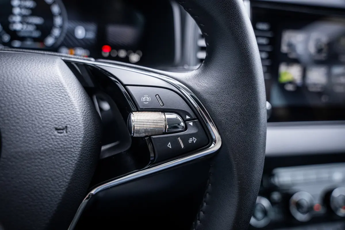 1.0 TSI Business Edition | Achteruitrijcamera | Apple Carplay/Android Auto|telefoonintegratie premium | Extra getint glas