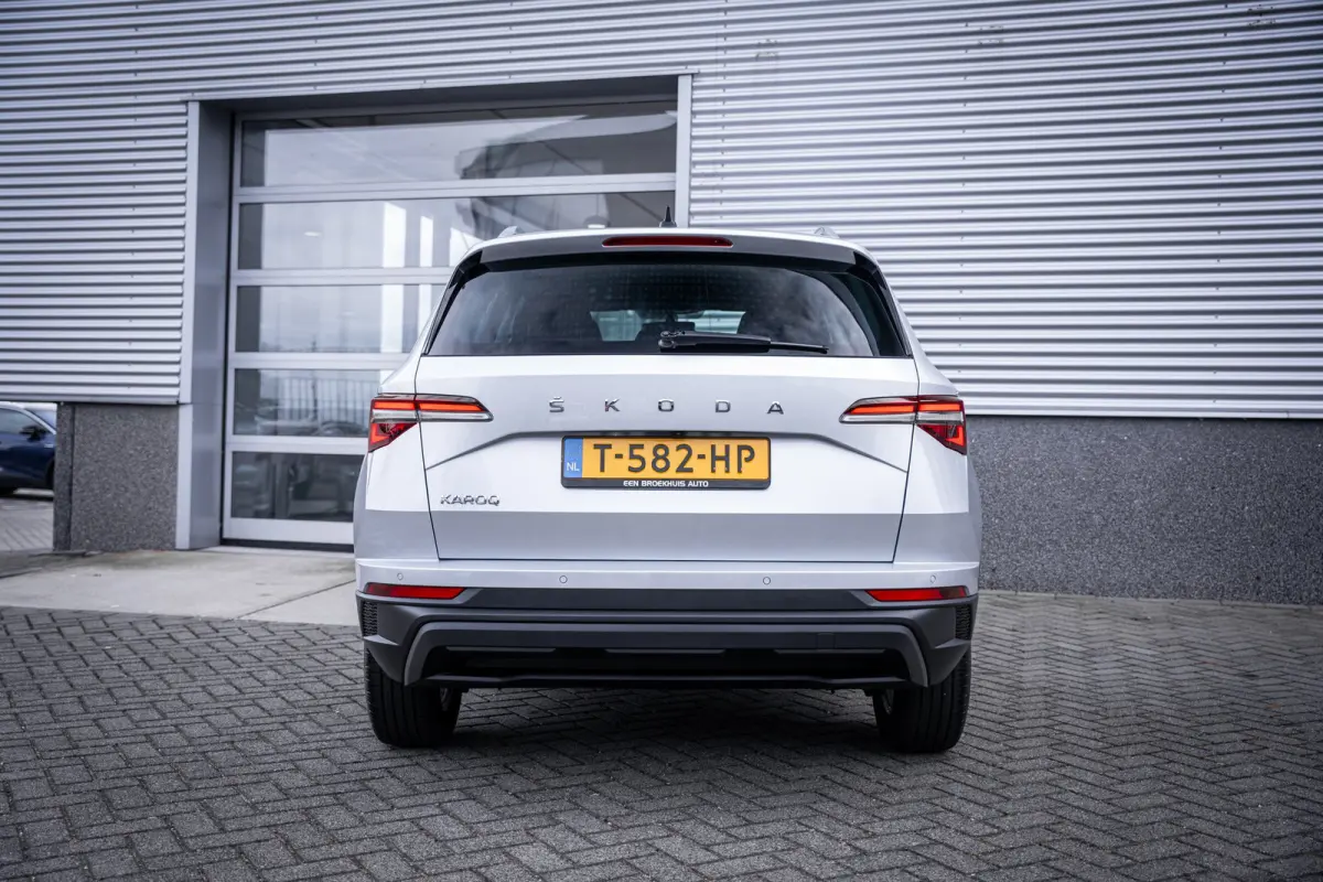 1.0 TSI Business Edition | Achteruitrijcamera | Apple Carplay/Android Auto|telefoonintegratie premium | Extra getint glas