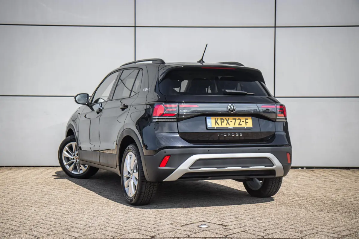 1.0 TSI 95pk Life Edition | Voorstoelen Verwarmd | Multimedia Pakket | 17" Velgen