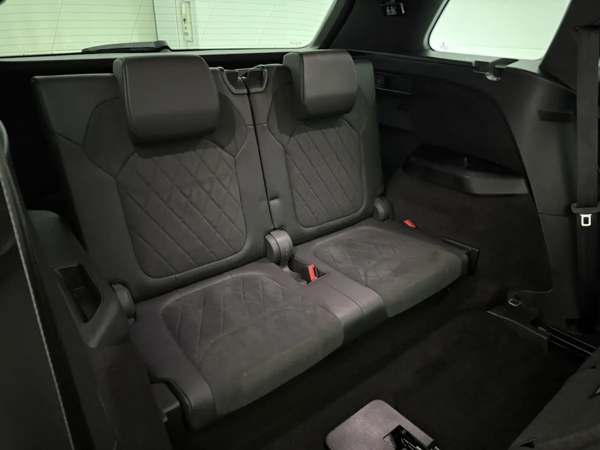 1.5 TSI Sportline 7p. | Pano | Camera | Virtual | Sfeer | Carplay | Canton | Memory | Stoel/Stuurverw. | NAP