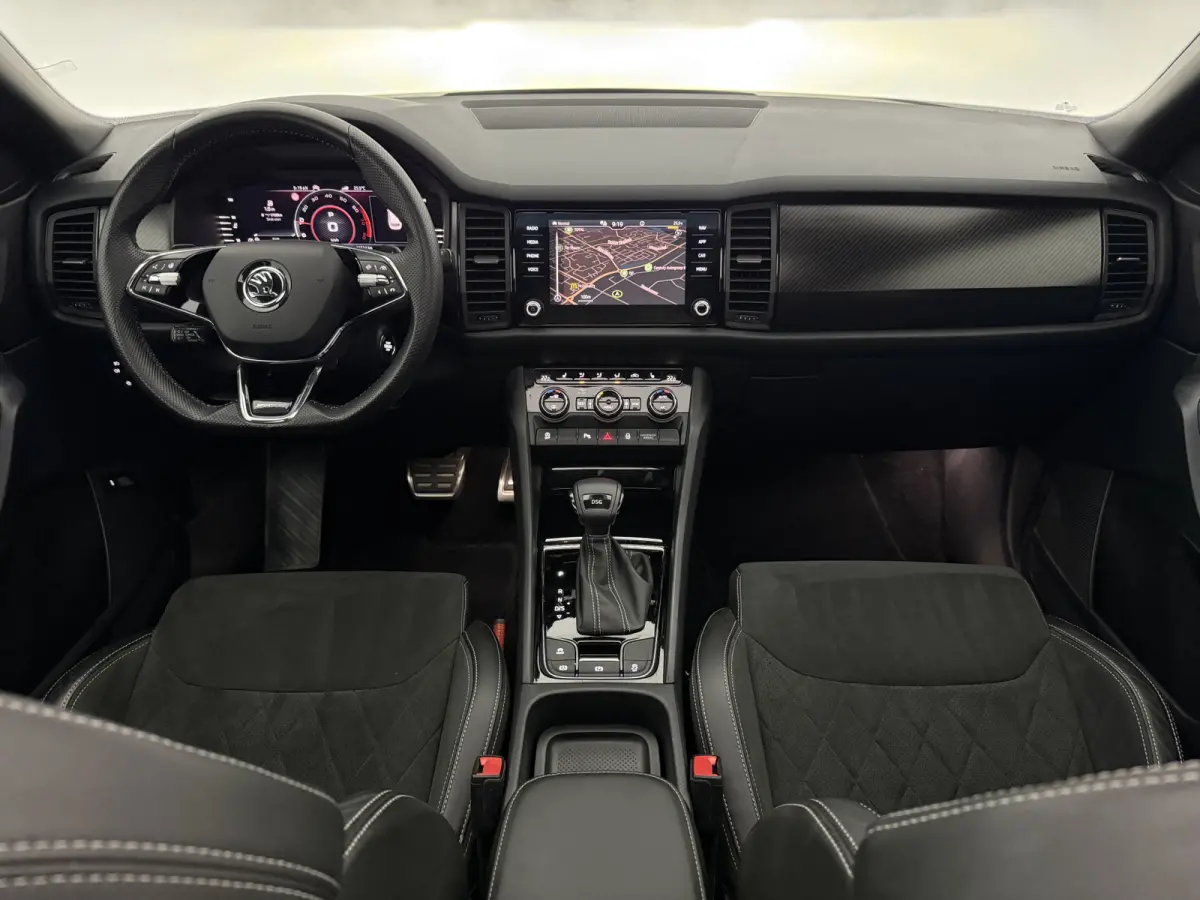 1.5 TSI Sportline 7p. | Pano | Camera | Virtual | Sfeer | Carplay | Canton | Memory | Stoel/Stuurverw. | NAP