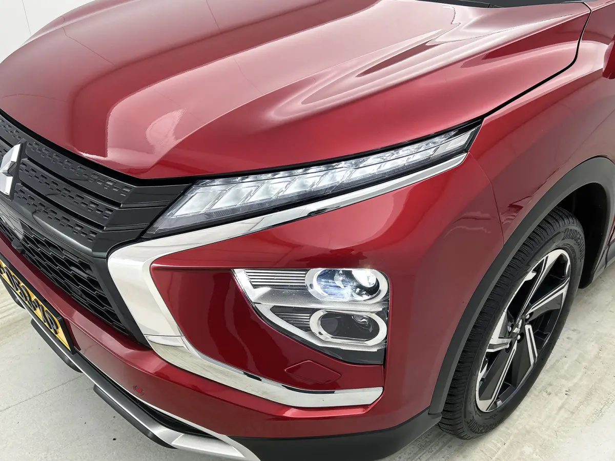 2.4 PHEV Intense+ Hybride / Navigatie / 1/2 Leder / Pdc. / Airco-ecc./ Radio multimedia / Apk nieuw