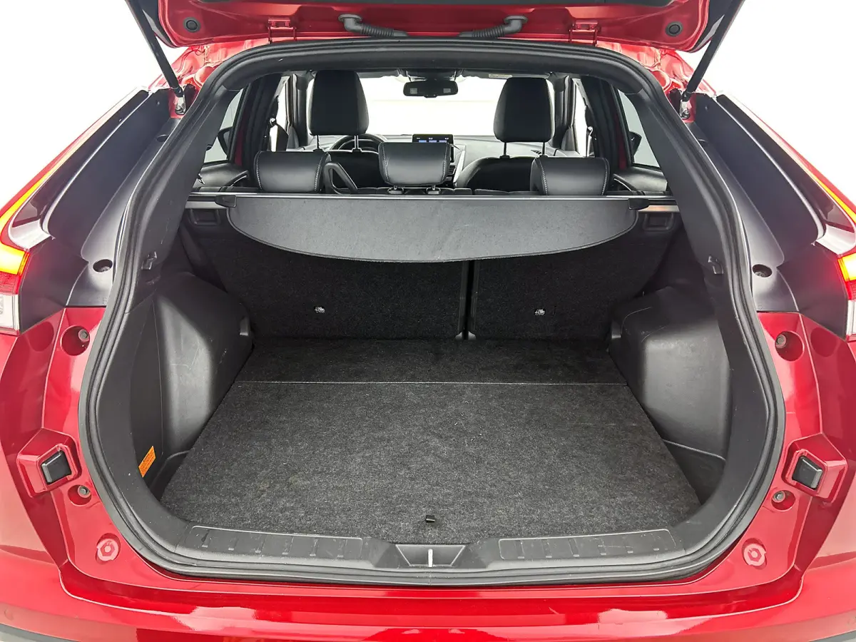 2.4 PHEV Intense+ Hybride / Navigatie / 1/2 Leder / Pdc. / Airco-ecc./ Radio multimedia / Apk nieuw