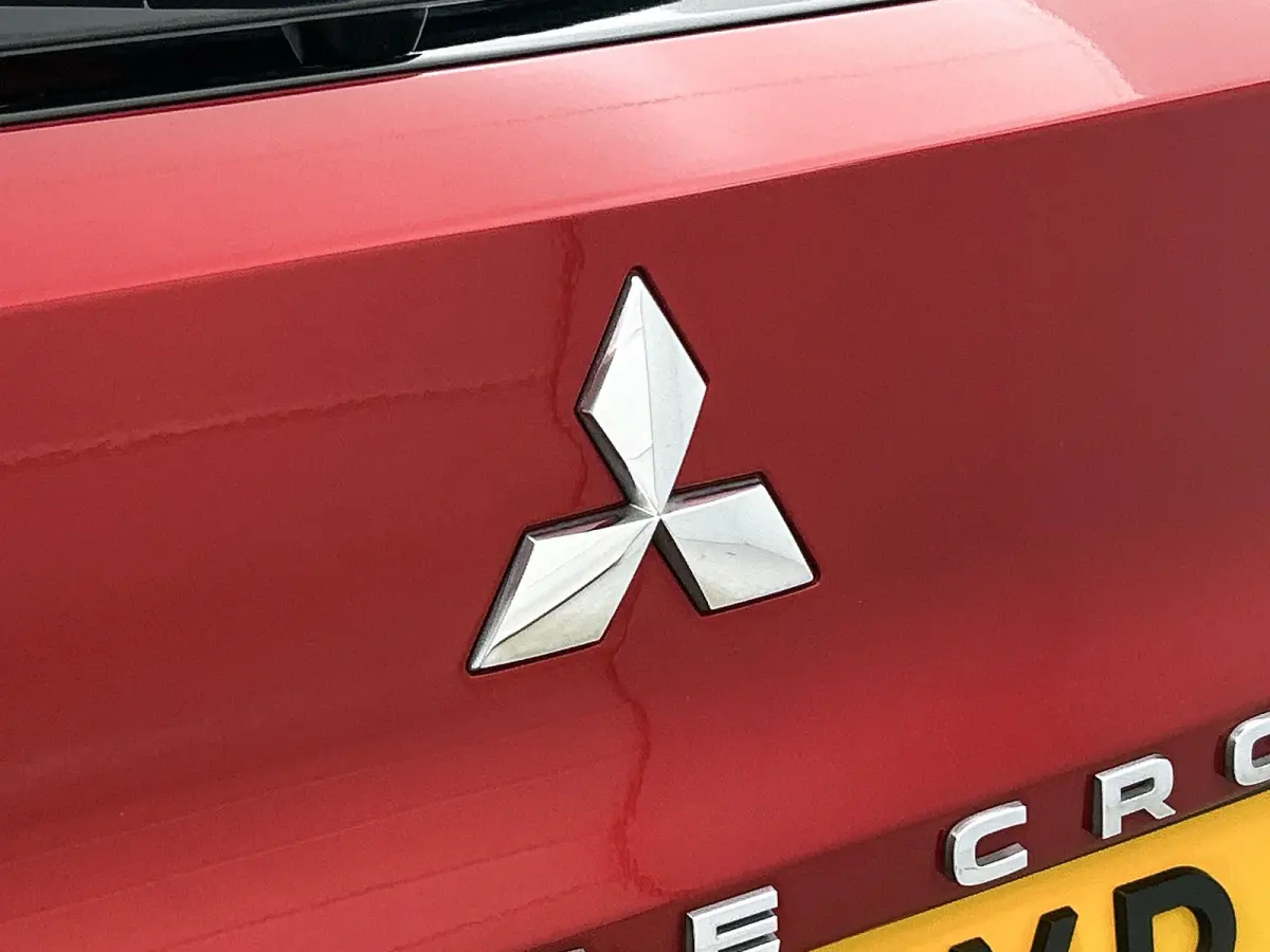 2.4 PHEV Intense+ Hybride / Navigatie / 1/2 Leder / Pdc. / Airco-ecc./ Radio multimedia / Apk nieuw
